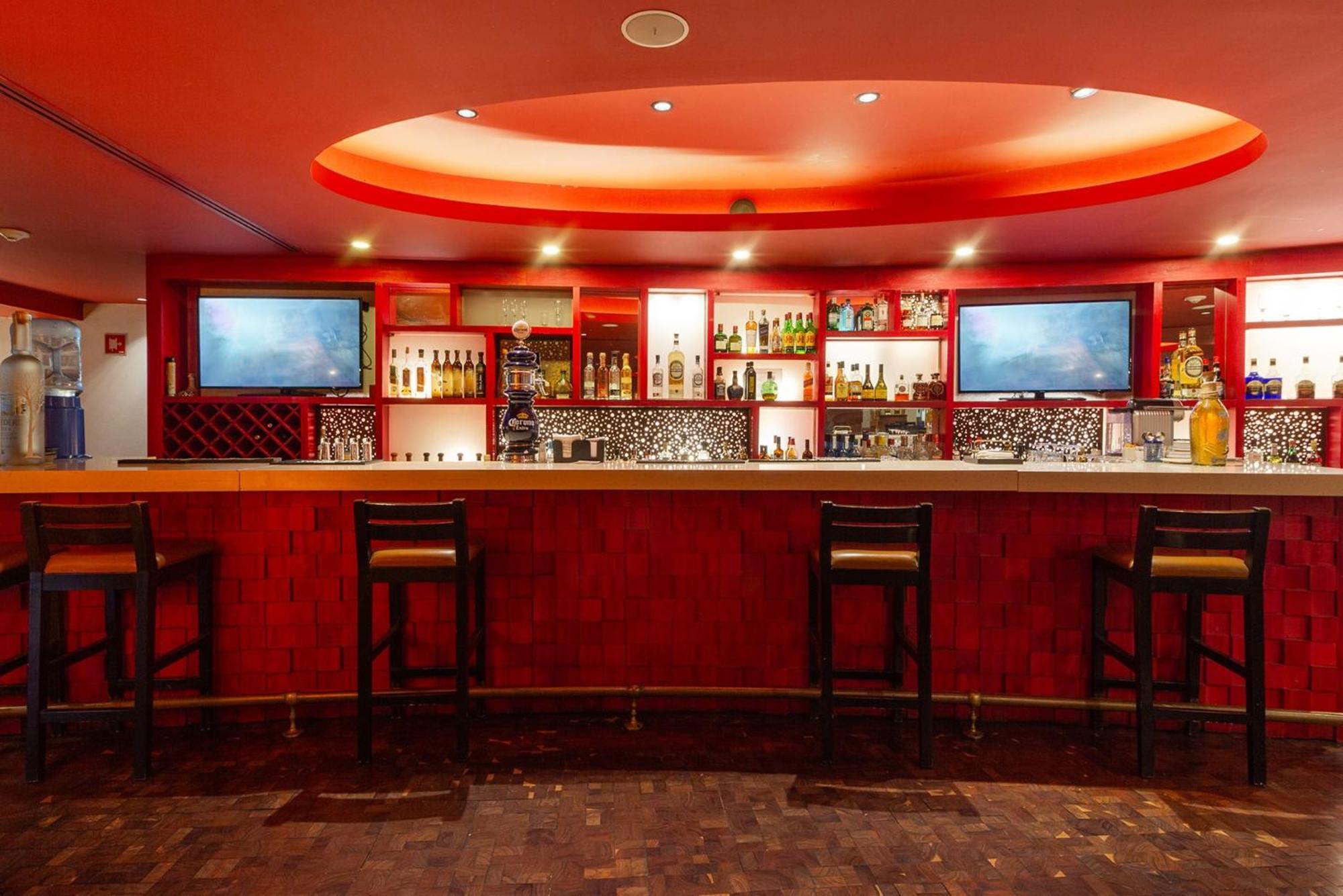 Hotel Camino Real Guadalajara 5*